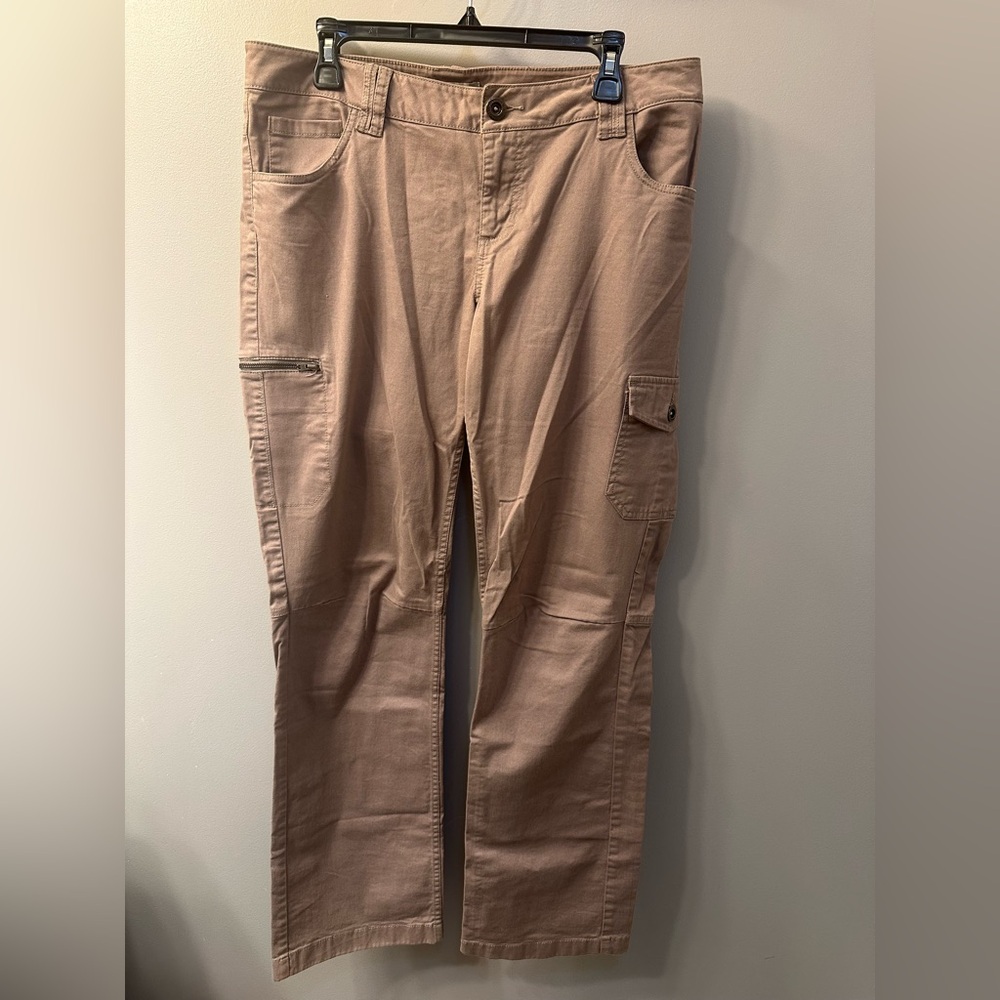 Natural Reflections Women’s Beige Cargo Pants Size 10